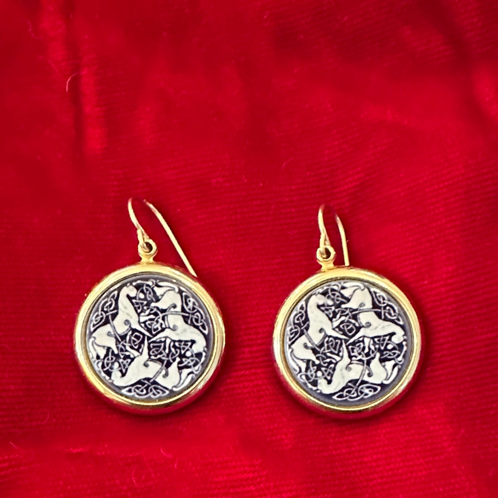 Elegant Gold and Blue Earrings